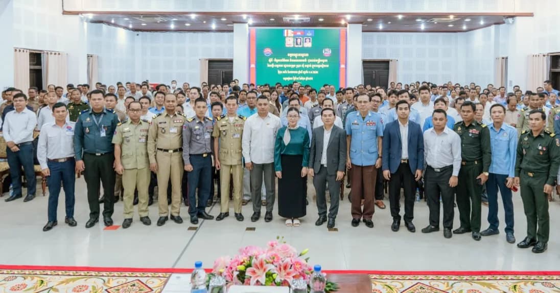 រដ្ឋបាលខេត្តសៀមរាប រៀបចំវគ្គបណ្ដុះបណ្ដាល ស្ដីពីកិច្ចការព័ត៌មាននិងសាធារណមតិ ជូនដល់មន្រ្តី បង្គោលនៃមន្ទីរ-អង្គភាព រដ្ឋបាល ក្រុង ស្រុក ឃុំ សង្កាត់ក្នុងខេត្តសៀមរាប