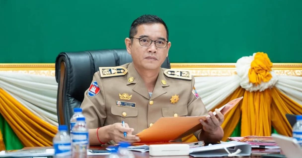 ឯកឧត្តម ប្រាក់ សោភ័ណ អភិបាលខេត្តសៀមរាប បានដឹកនាំលោកអភិបាលរងខេត្ត អភិបាល អភិបាលក្រុងស្រុកទូទាំងខេត្ត និងថ្នាក់ដឹកនាំជាច្រើនរូបទៀត ចូលរួមក្នុងកិច្ចប្រជុំអភិបាល នៃគណៈអភិបាលរាជធានីខេត្ត ប្រចាំឆមាសទី១ ឆ្នាំ២០២៦