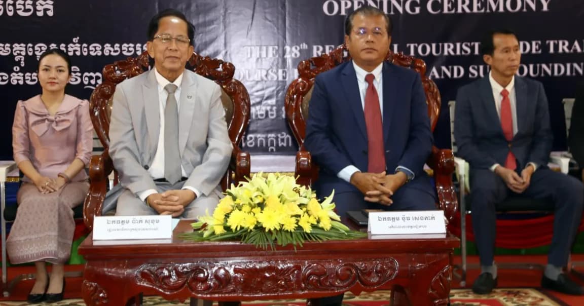 ក្រសួងទេសចរណ៍ និងអាជ្ញាធរខេត្តសៀមរាប លើកទឹកចិត្តមគ្គុទ្ទេសក៍ទេសចរណ៍ជំនាន់ថ្មី ប្រកាន់ខ្ជាប់សីលធម៌ និងវិជ្ជាជីវៈ ដើម្បីលើកកម្ពស់ទេសចរណ៍ជាតិ