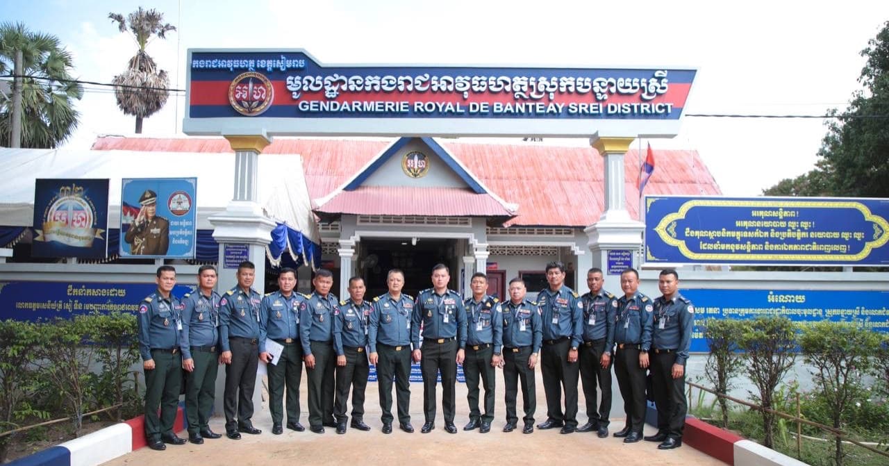 មេបញ្ជាការកងរាជអាវុធហត្ថខេត្តសៀមរាប ណែនាំឱ្យអាវុធហត្ថក្រុងស្រុក ត្រូវក្ដោបព័ត៌មានក្នុងមូលដ្ឋានឱ្យបានច្បាស់លាស់ ដើម្បីបង្ការ និងទប់ស្កាត់បទល្មើសទាន់ពេលវេលា