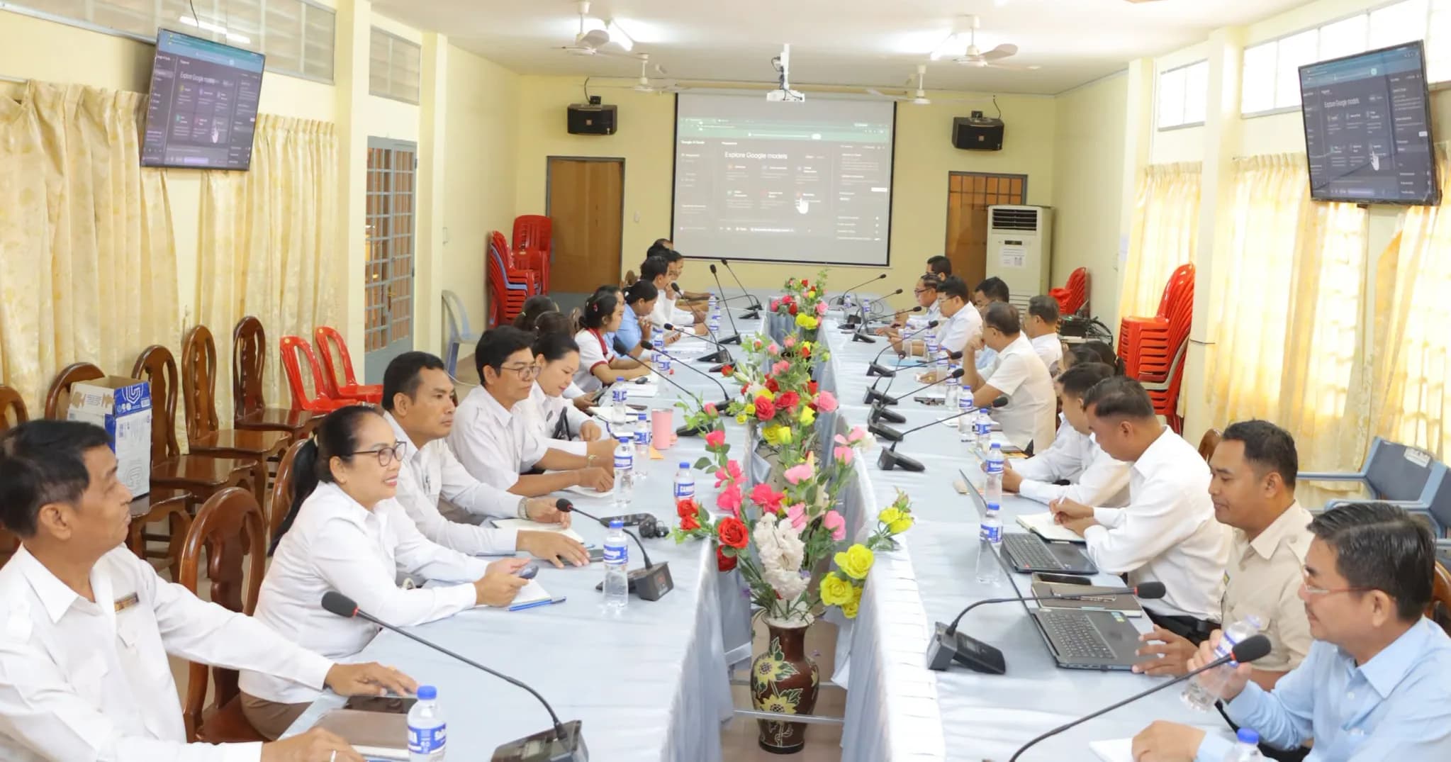 ប្រធានមន្ទីរអប់រំខេត្តពោធិ៍សាត់ ដឹកនាំកិច្ចប្រជុំបូកសរុបលទ្ធផលតេស្តអន្តរជាតិ PISA ដើម្បីត្រៀមរៀបចំផែនការសកម្មភាពសម្រាប់សិក្ខាសាលានាចុងខែកញ្ញា
