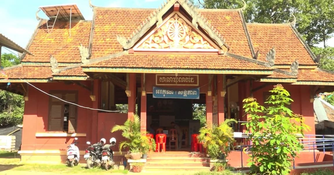 រដ្ឋបាលឃុំលាងដៃ ស្រុកអង្គរធំ ប្រកាសបញ្ចប់ការដេញថ្លៃ គម្រោងសាងសង់ផ្លូវអាមេមួយខ្សែដោយជោគជ័យ