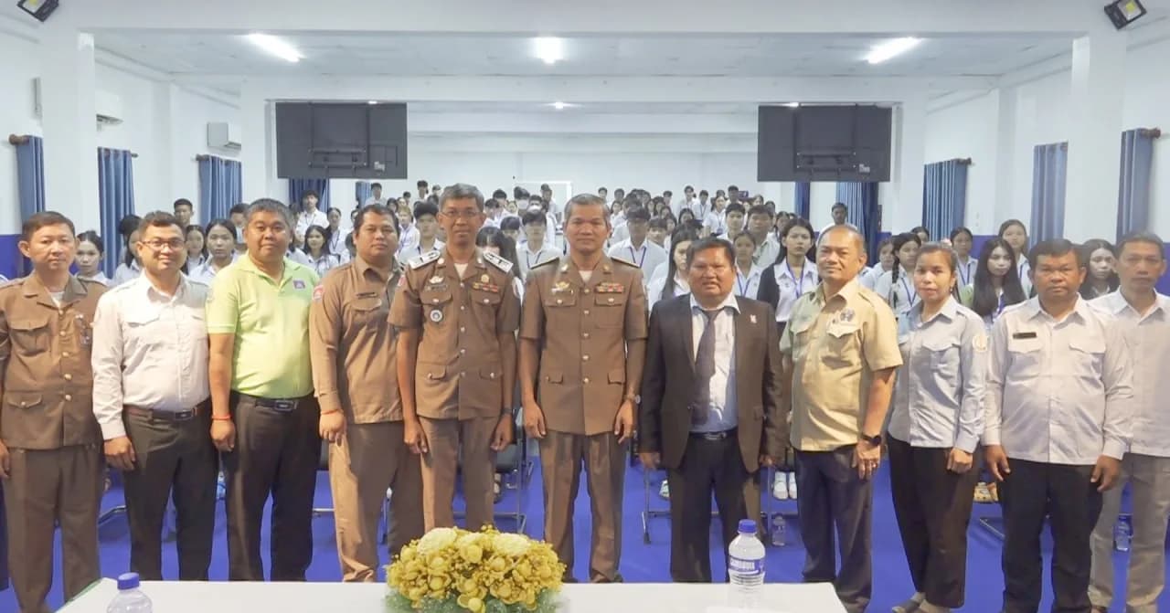 រដ្ឋបាលខេត្តសៀមរាប ចុះផ្សព្វផ្សាយពីការផ្តល់សេវារដ្ឋបាល និងយន្តការច្រកចេញចូលតែមួយតាមប្រព័ន្ធអនឡាញ ជូនដល់និស្សិតសាកលវិទ្យាល័យ បៀលប្រាយ