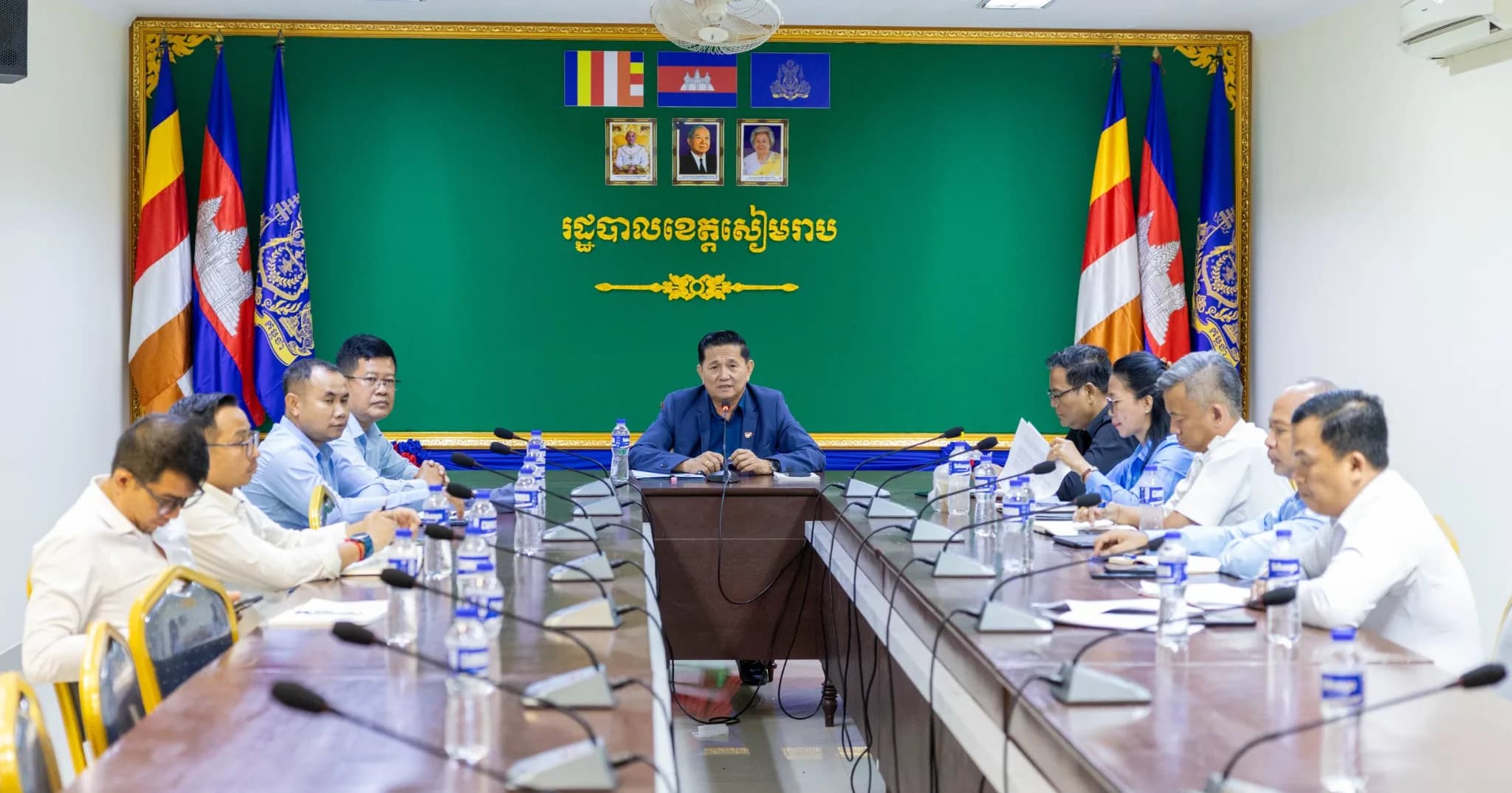 អាជ្ញាធរខេត្តសៀមរាប ចូលរួមកិច្ចប្រជុំពិនិត្យវឌ្ឍនភាពគម្រោងរថយន្តអគ្គិសនី ខេត្តសៀមរាប