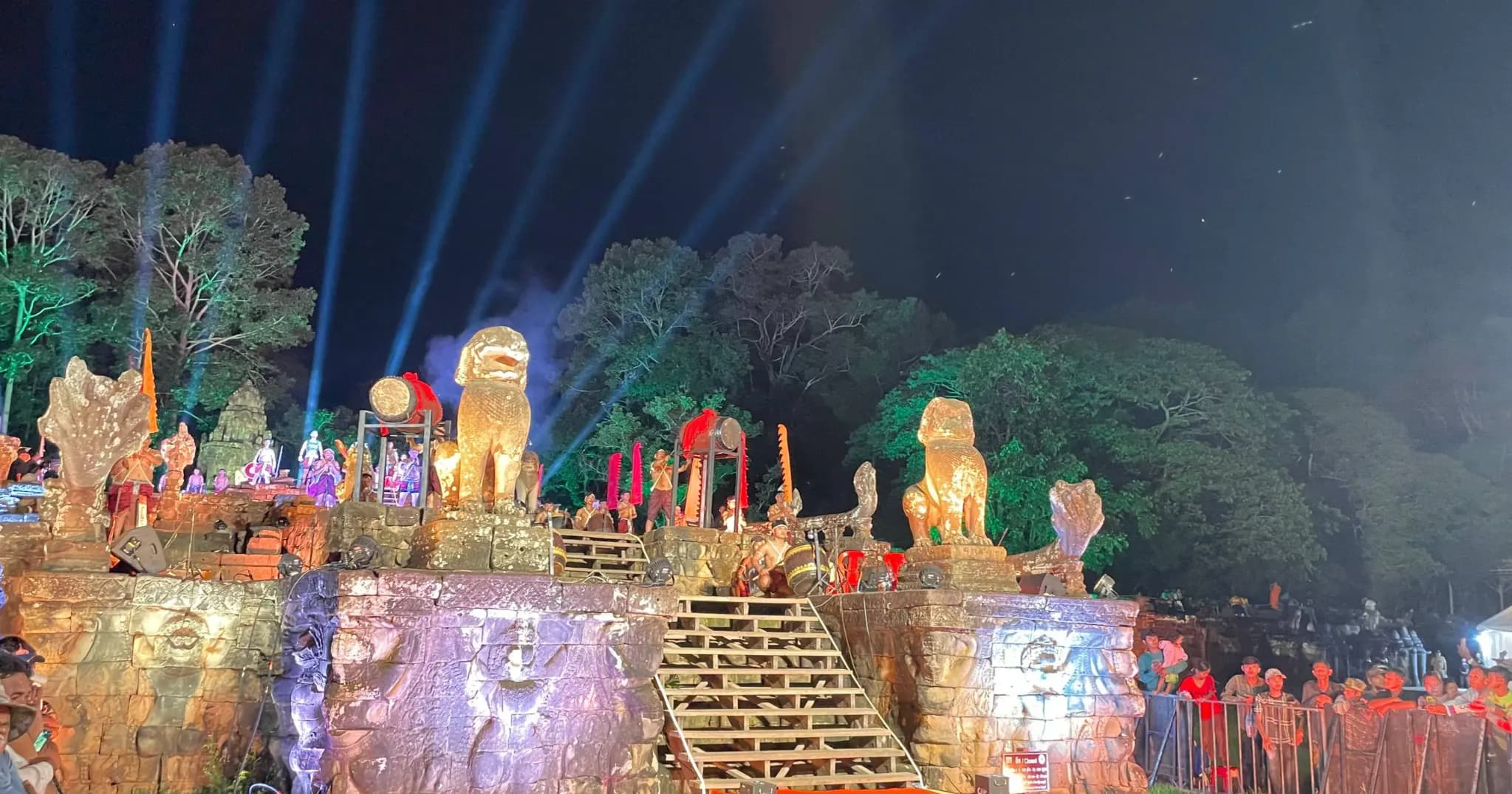 វីដេអូ៖ ព្រឹត្តិការណ៍ប្រកួតកីឡាគុនខ្មែរ «ភិមានអាកាសគុនខ្មែរ»