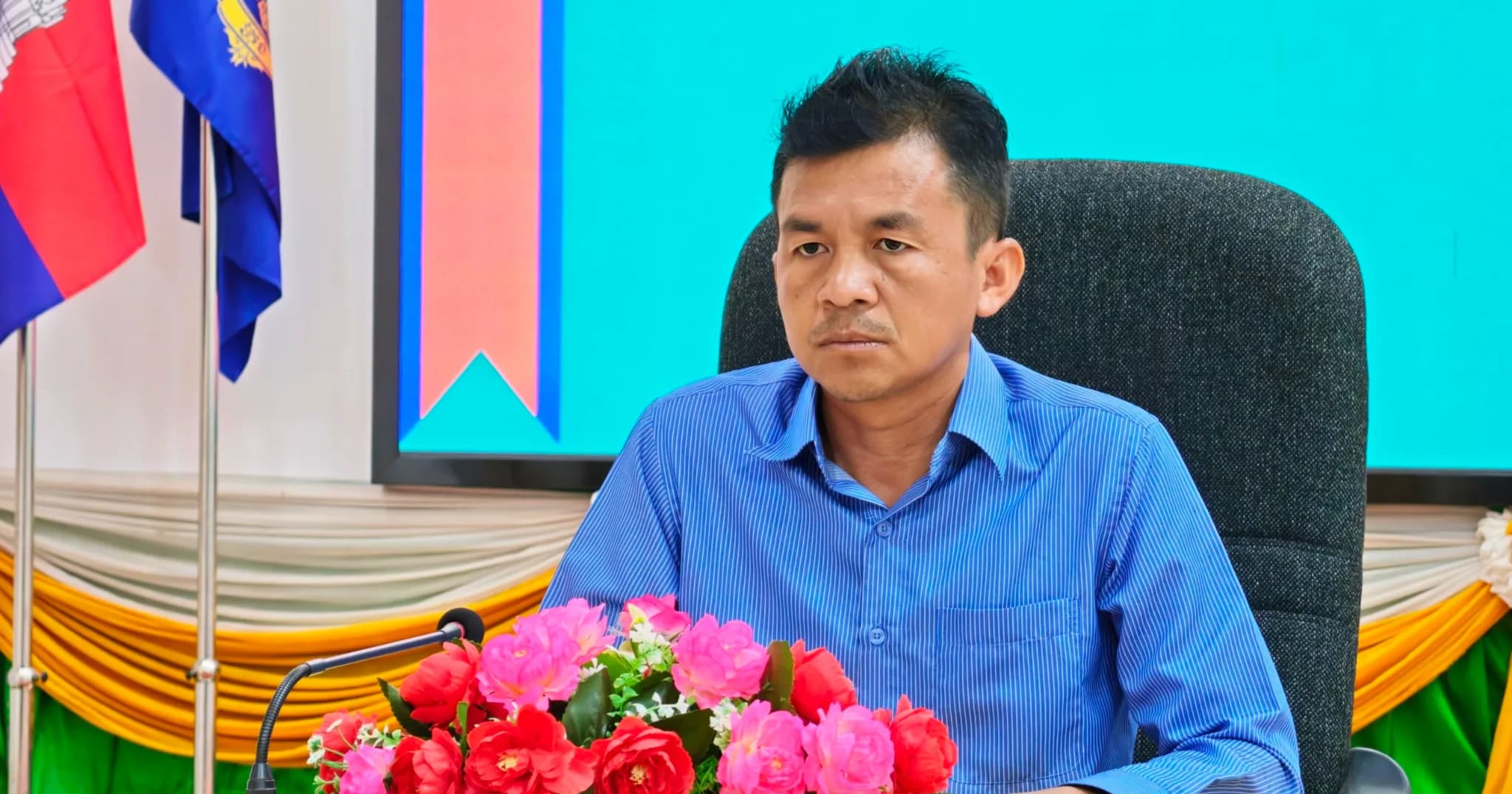 ថ្នាក់ដឹកនាំ និង មន្រ្តីជំនាញពាក់ព័ន្ធ នៃមន្ទីរព័ត៌មានខេត្តសៀមរាប បានចូលរួមប្រជុំពង្រឹងការផលិតវីដេអូ ស្ដីពីសមិទ្ធផល និង វិស័យអាទិភាព តាមប្រព័ន្ធអនឡាញZoom