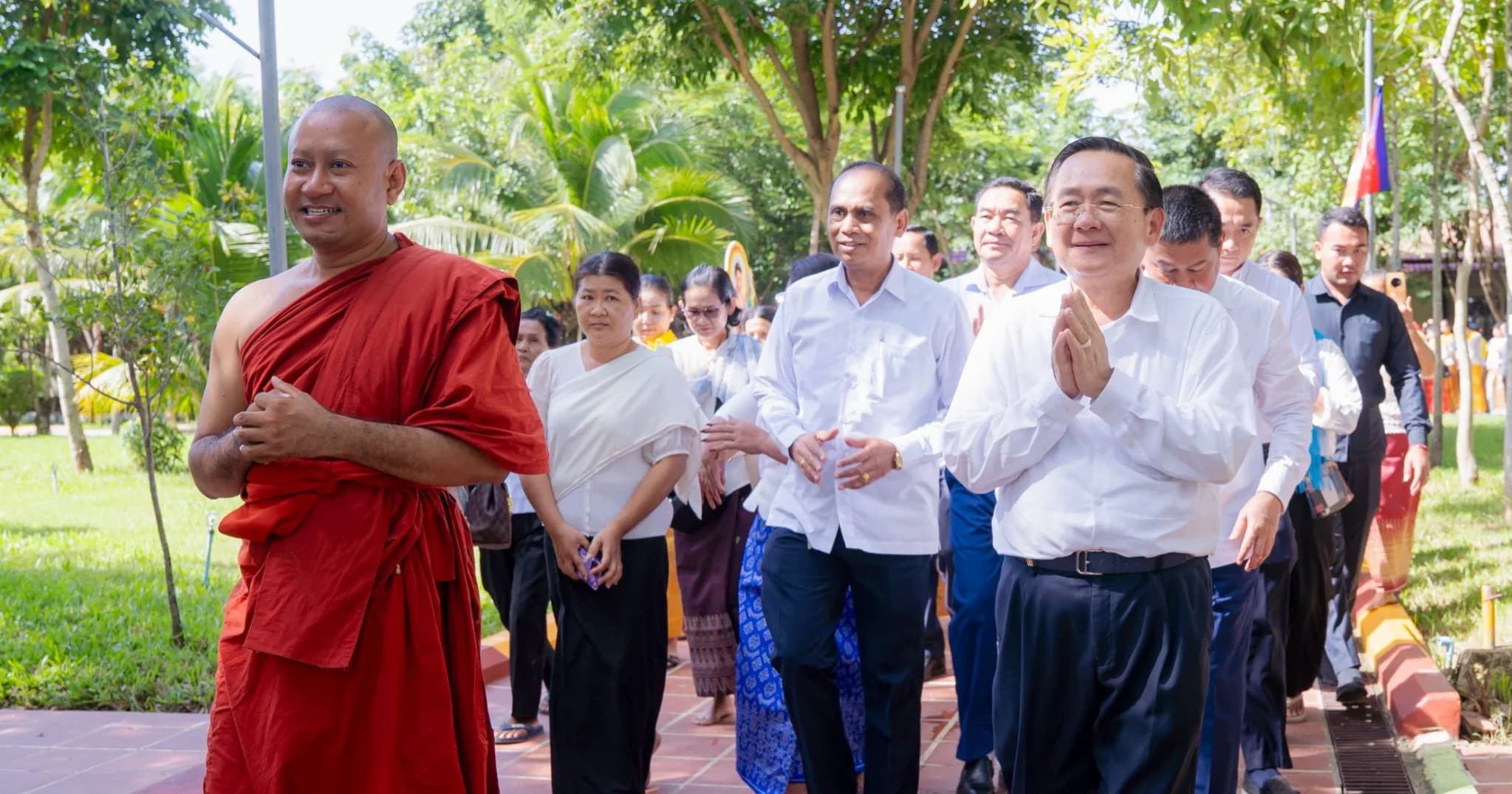 ពិធីបុណ្យបញ្ចុះបឋមសិលាកសាងអគារបណ្ណាល័យមួយខ្នងមានកម្ពស់បីជាន់ របស់អង្គការពុទ្ធសាសនា ដើម្បីការអប់រំនៃកម្ពុជា