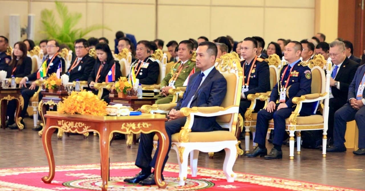កម្ពុជាធ្វើម្ចាស់ផ្ទះរៀបចំកិច្ចប្រជុំប្រចាំឆ្នាំថ្នាក់អគ្គនាយកអន្តោប្រវេសន៍ និងប្រធានកុងស៊ុលអាស៊ាន លើកទី២៩ ផ្តោតលើការធ្វើបរិវត្តកម្មឌីជីថល និងការពង្រឹងសន្តិសុខតំបន់អាស៊ាន