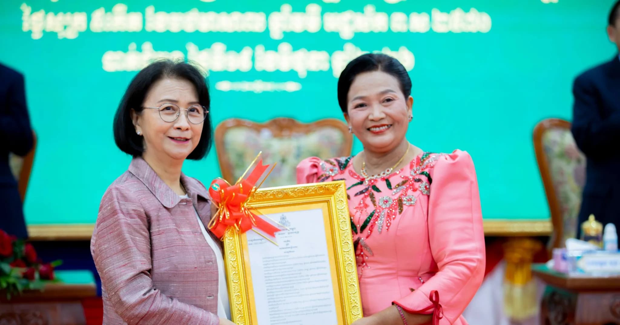 ប្រធានមន្ទីរកិច្ចការនារីខេត្តបាត់ដំបងថ្មី ត្រូវបានប្រកាសតែងតាំង ជាមួយទិសដៅយុទ្ធសាស្ត្រពង្រឹងសេដ្ឋកិច្ចស្ត្រី និងលុបបំបាត់អំពើហិង្សា