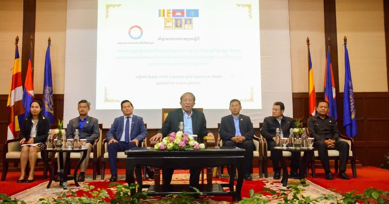មន្ត្រីជាន់ខ្ពស់ក្រសួងសាធារណការ៖ រាជរដ្ឋាភិបាលកម្ពុជា ចាត់ទុកការអភិវឌ្ឍសេវាដឹកជញ្ជូនចម្រុះបែបបរិយាបន្ន ទំនើប និងសុវត្ថិភាព ជាអាទិភាពគន្លឹះ